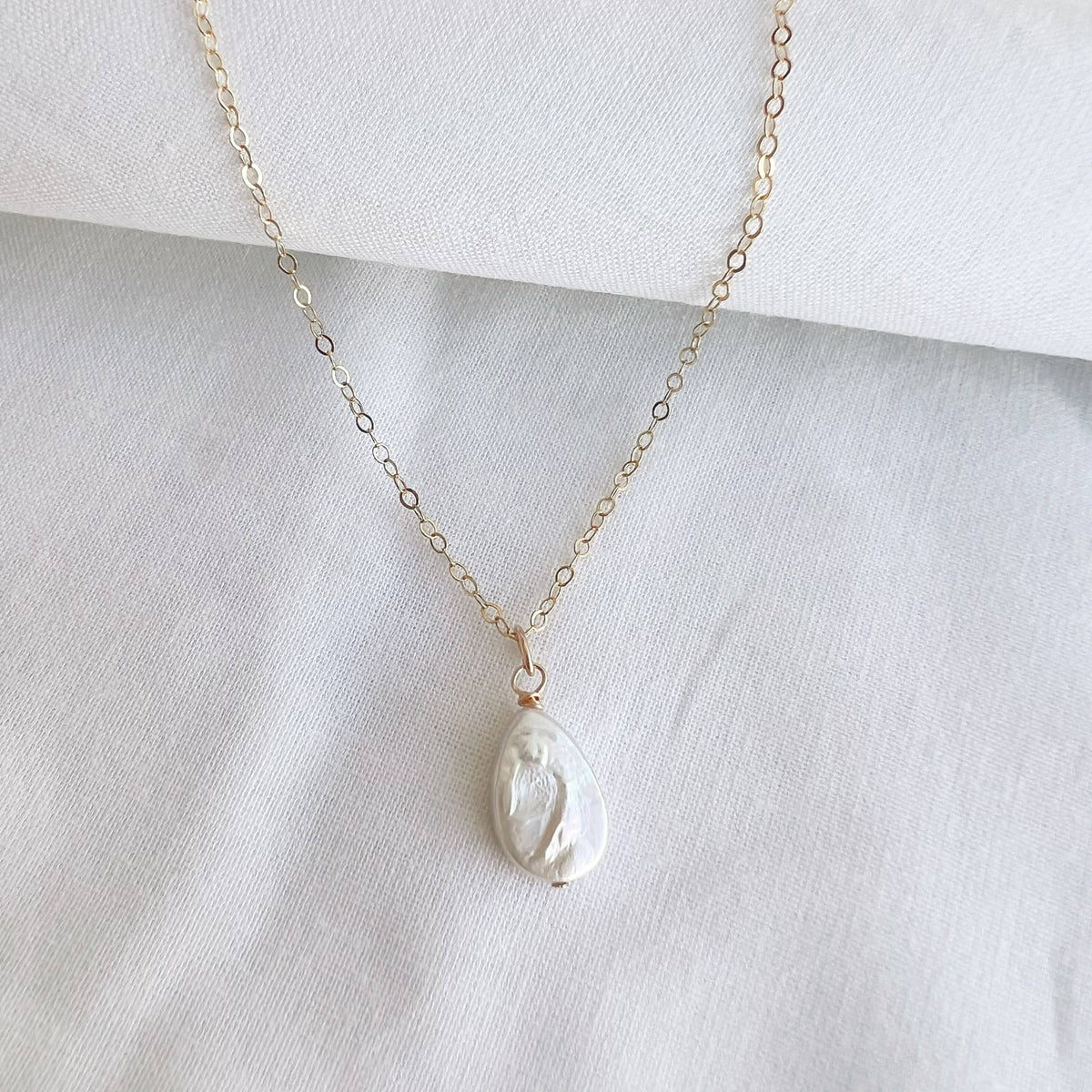 Cora Freshwater Pearl Necklace Gold Filled