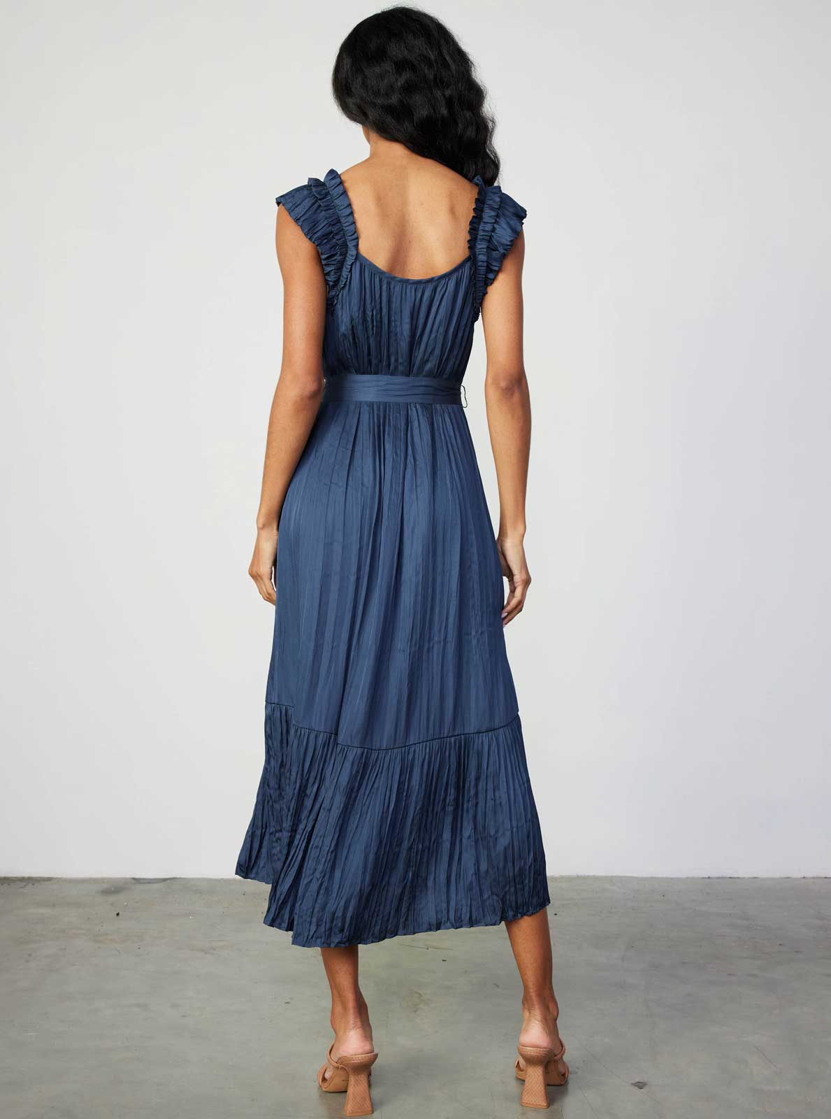 Double-Layer Ruffle Sleeve Crinkle Dress