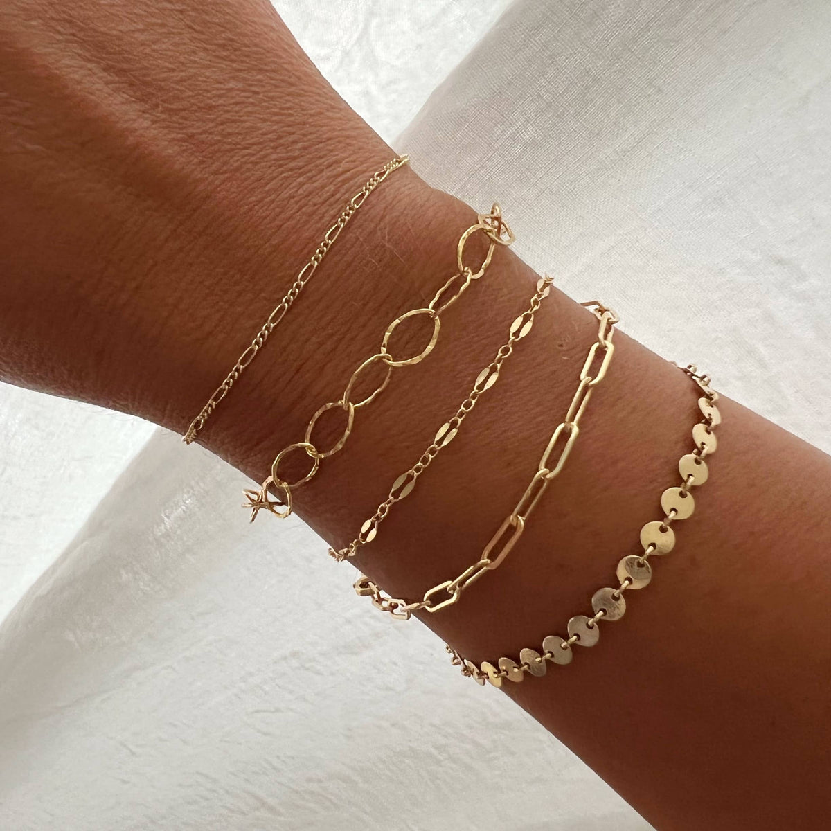 London Hammered Paperclip Chain Bracelet Gold Filled