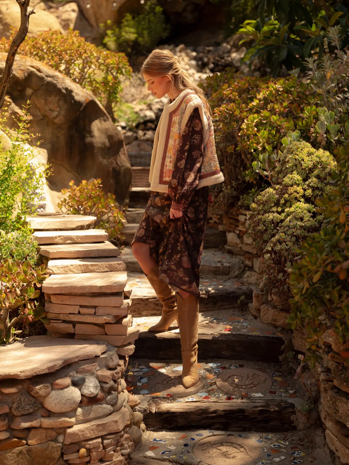 Patchwork Floral Print Vest with Faux Sherpa Lining