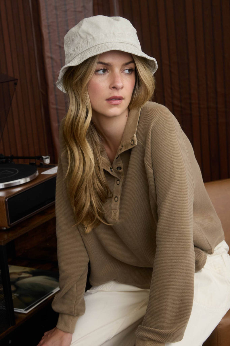 MOCK NECK HALF SNAP BUTTON LONG SLEEVE KNIT TOP