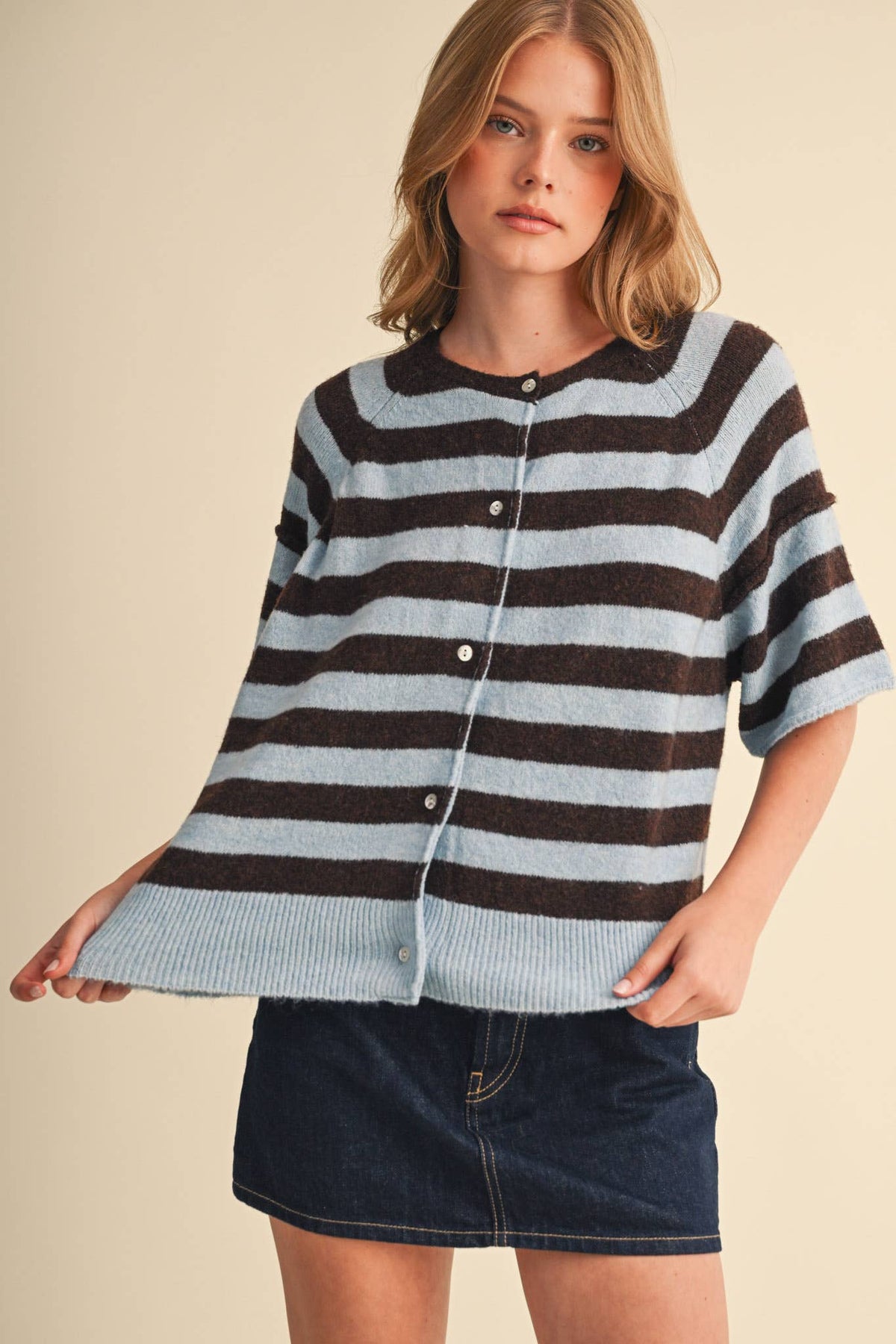 Striped Short Sleeve Sweater Caridgan