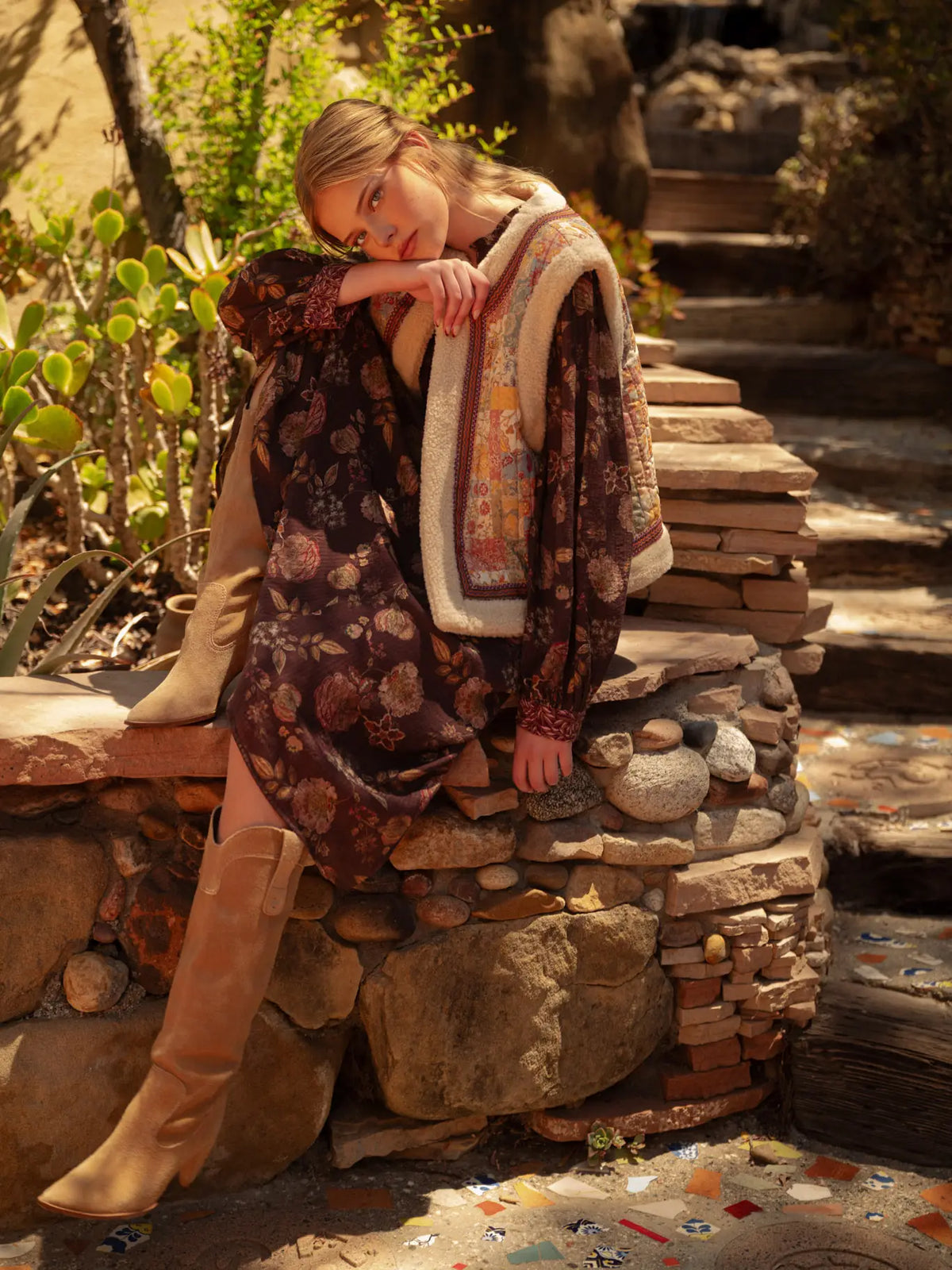 Patchwork Floral Print Vest with Faux Sherpa Lining