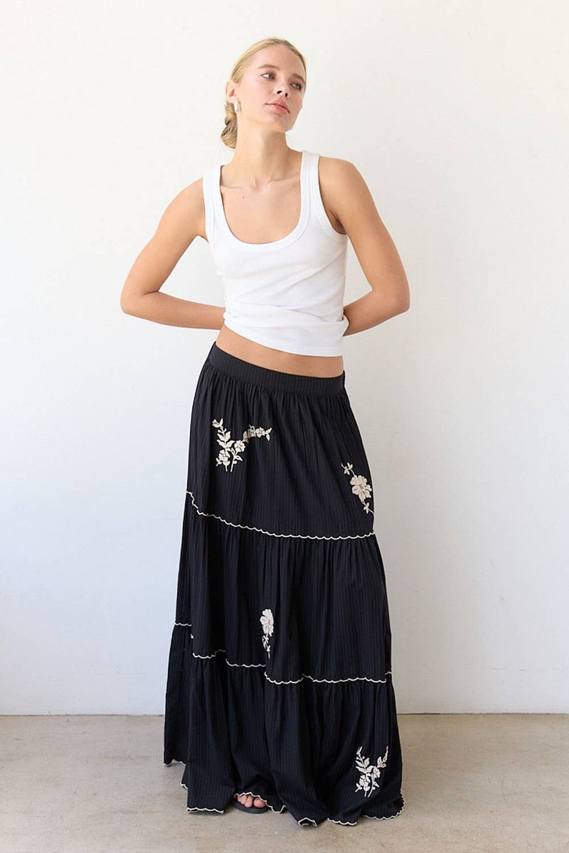 Embroidery Tiered Maxi Skirt