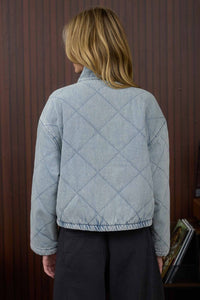 WASHED DENIM QUILTED FRONT TIE PUFFER JACKET