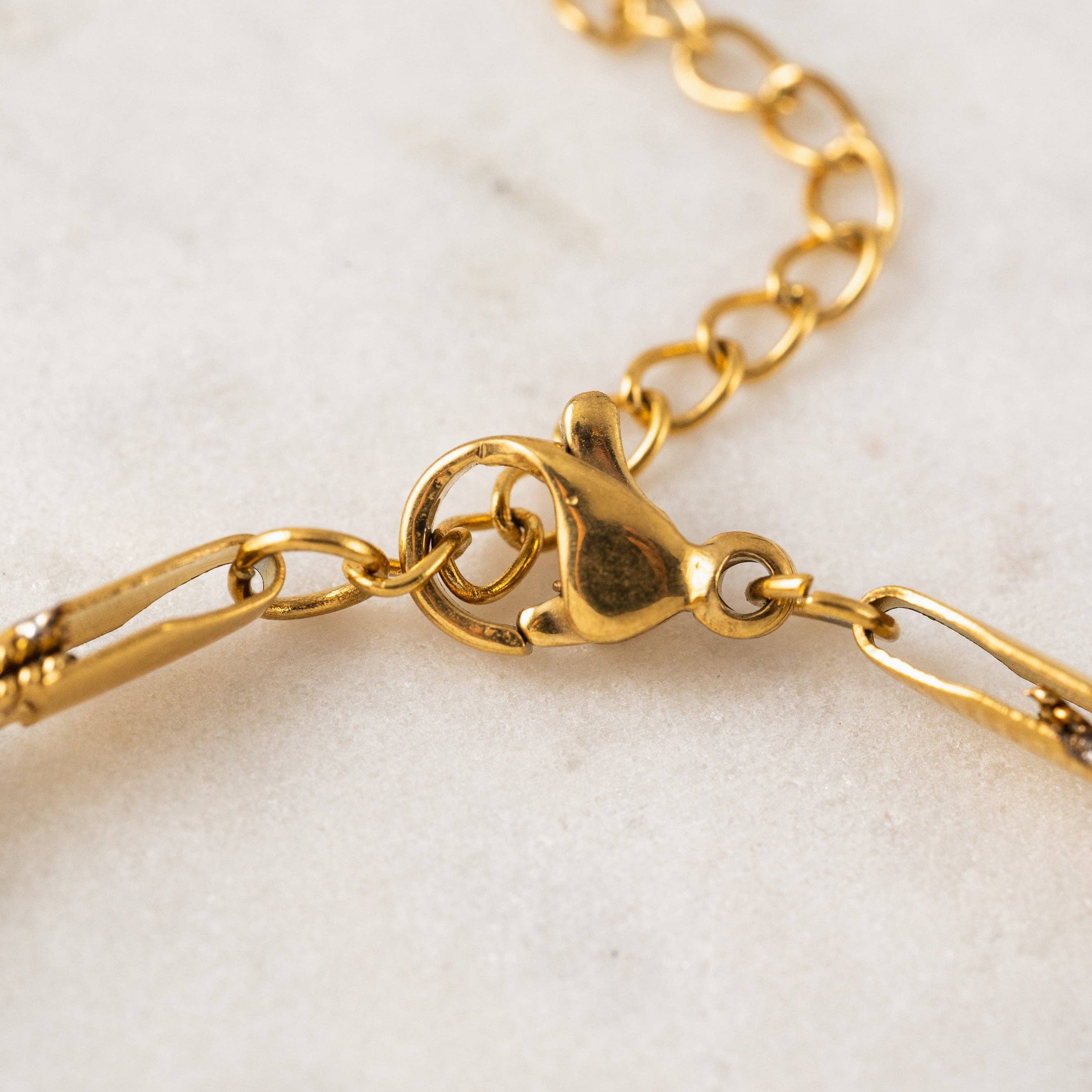 Josie Twist Herringbone Bracelet | Gold Bracelet |18K Gold