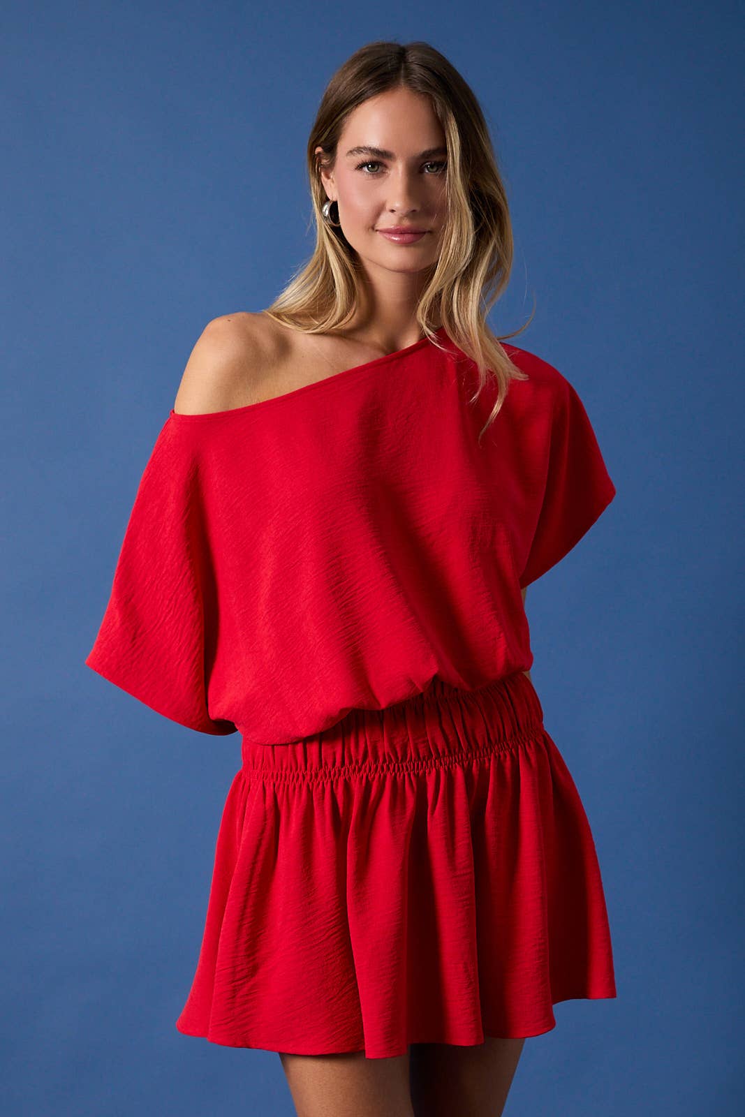 BOAT NECK SHORT SLEEVE CINCHED WAIST MINI DRESS