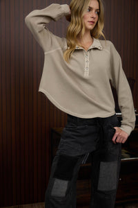 MOCK NECK HALF SNAP BUTTON LONG SLEEVE KNIT TOP