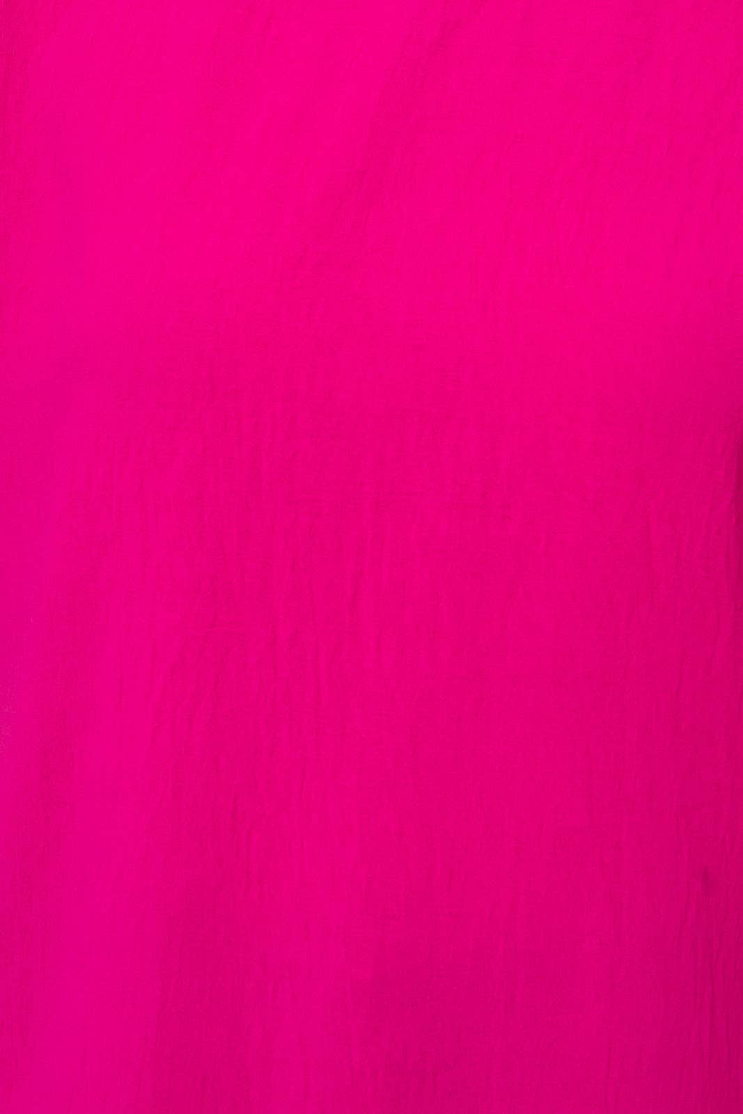 Short Roll-up Sleeve Top