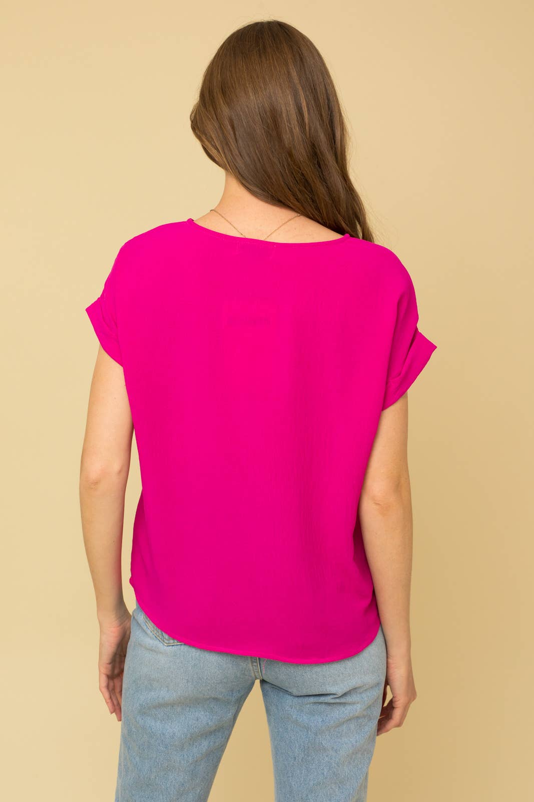 Short Roll-up Sleeve Top