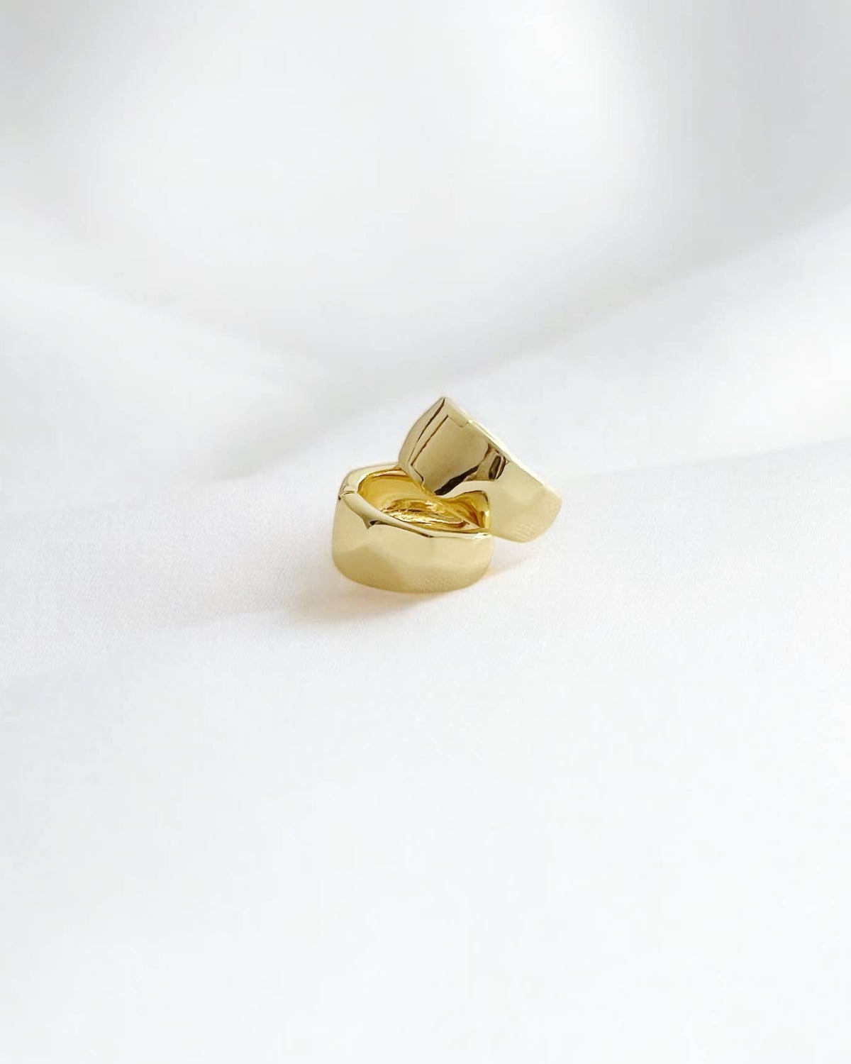 Dylan Hammered Hoops Earrings Gold Filled