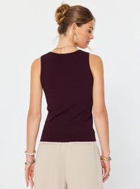 Sleeveless V-neck Sweater Top