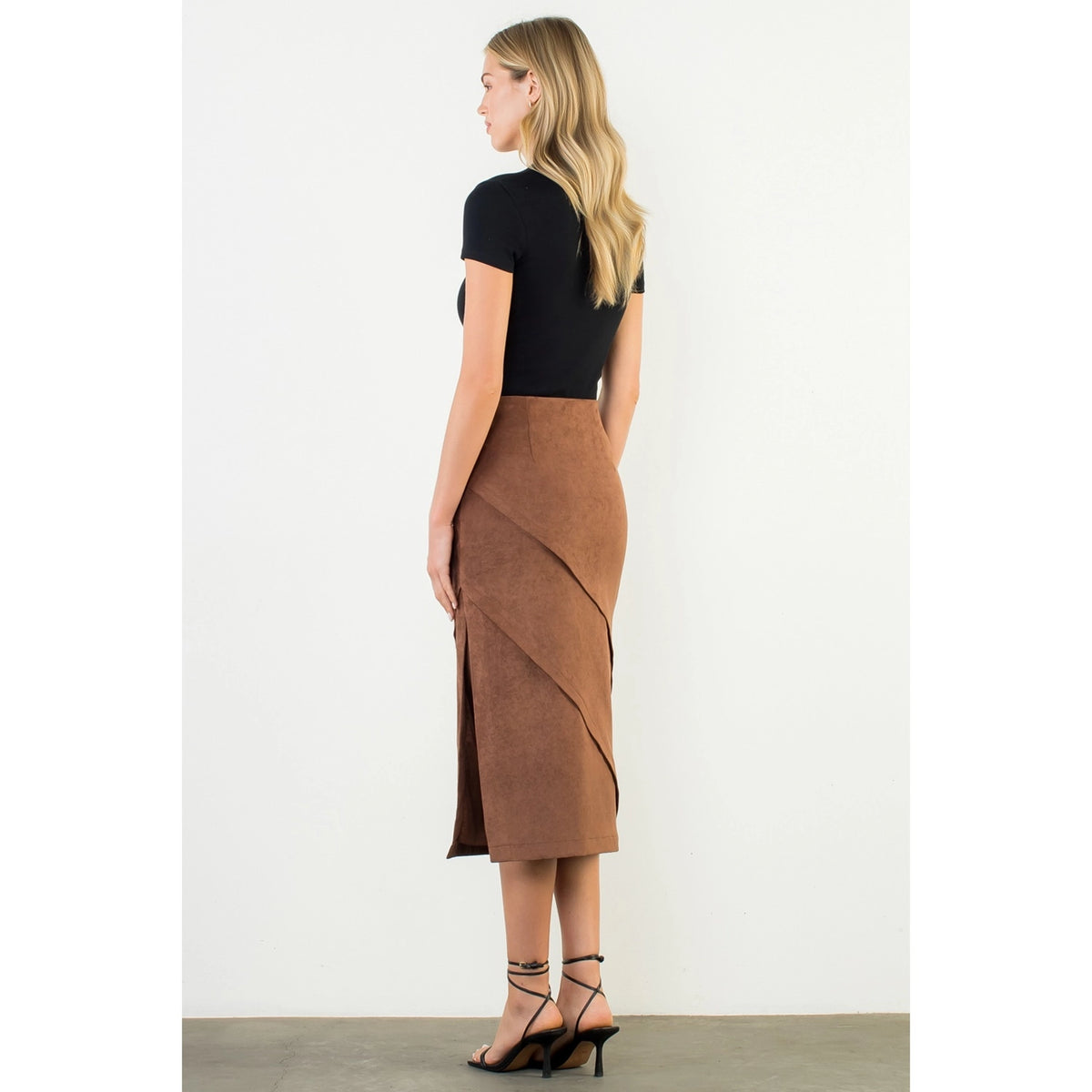 The Suede-feel Skirt