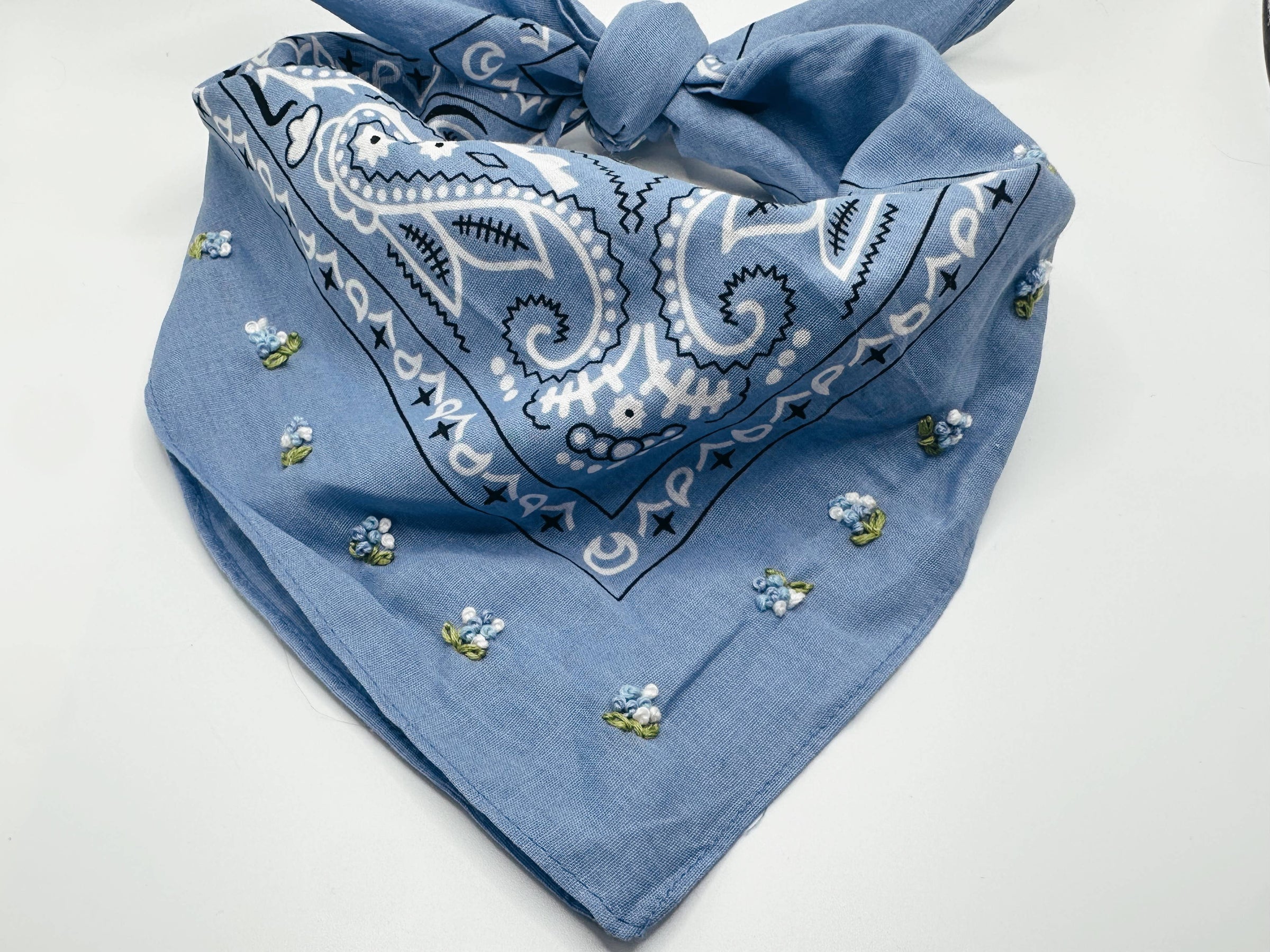 Mini bouquet bandana - soft blue