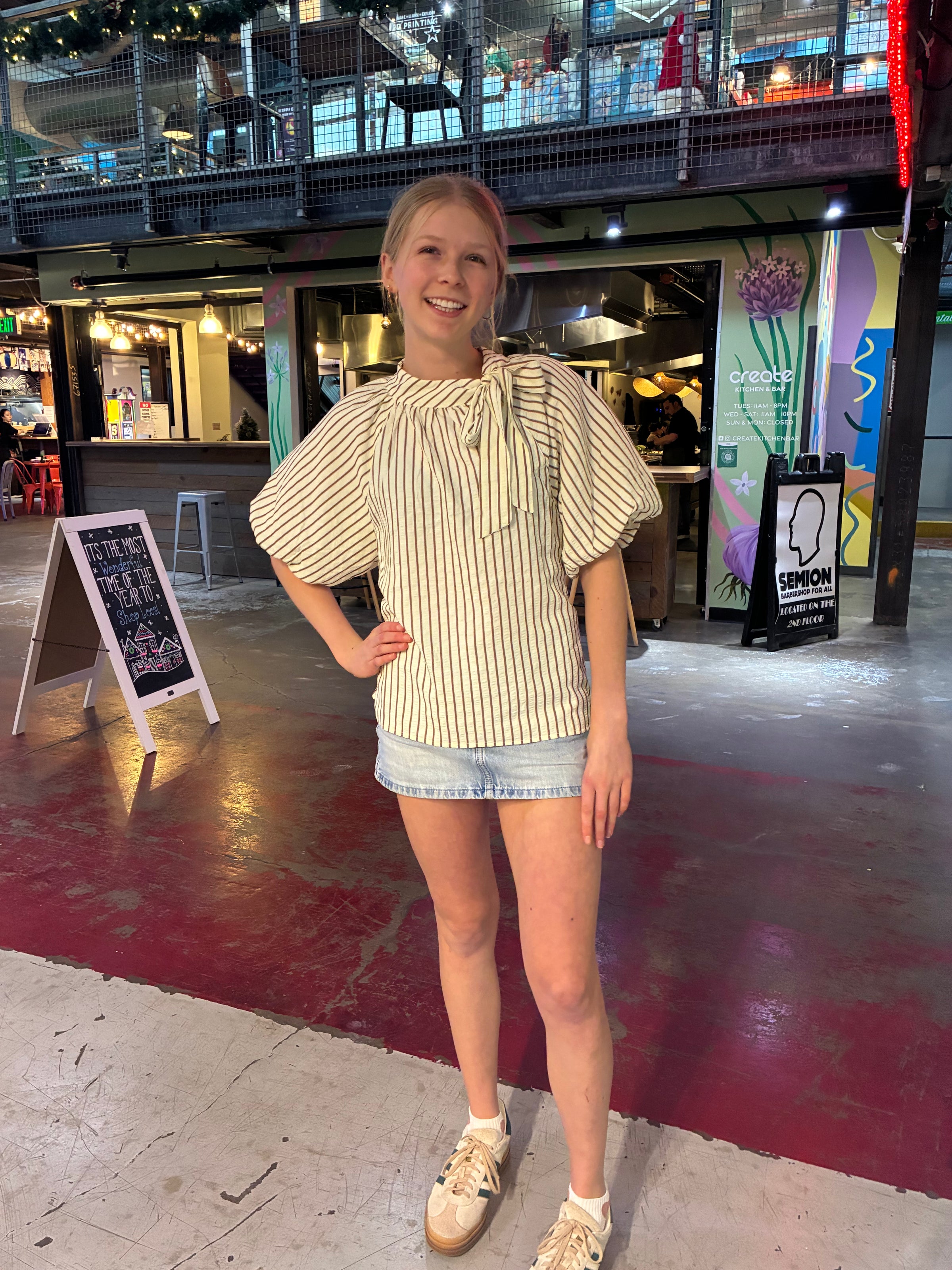 Puff Sleeve Vertical Stripes Top