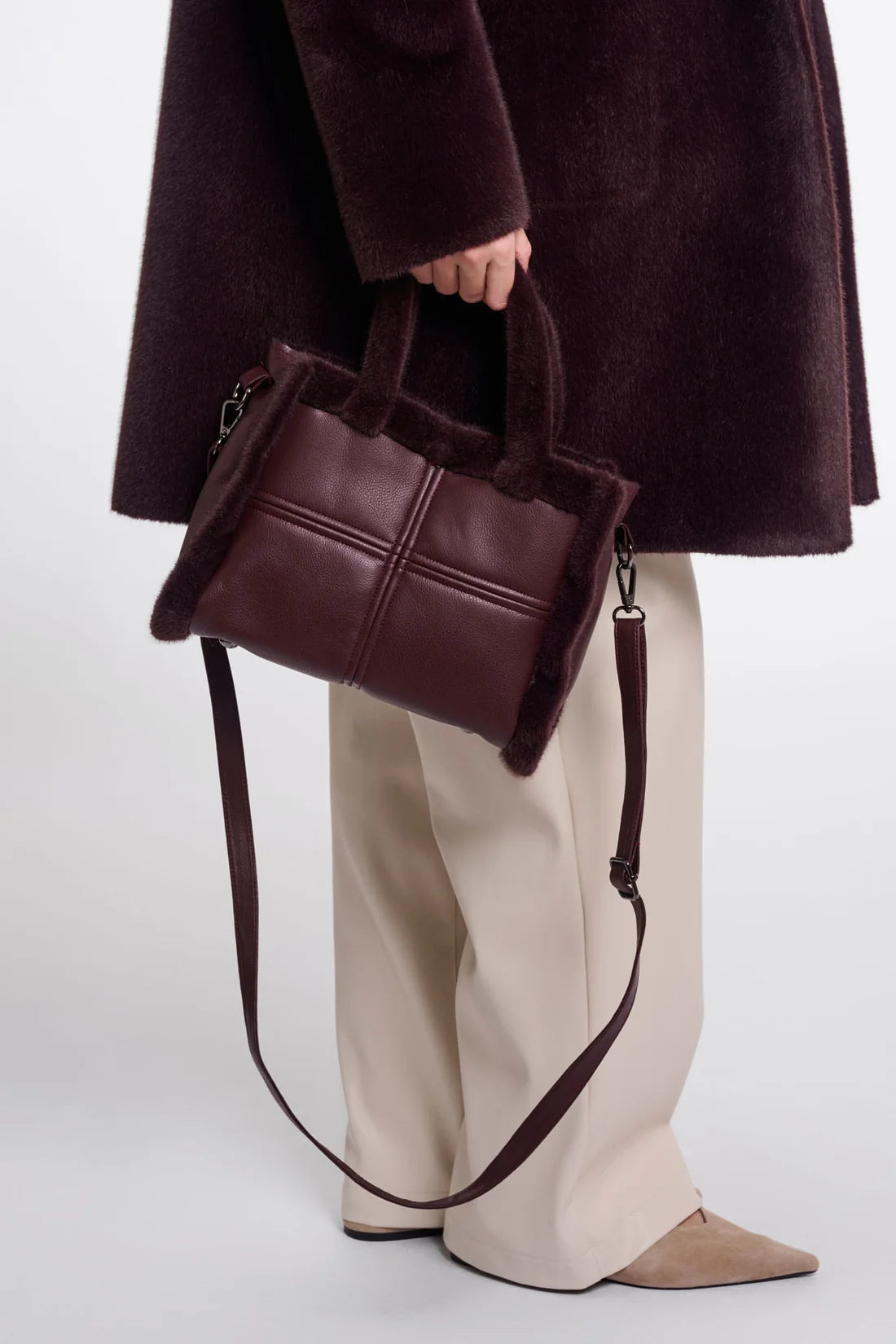 Jasha Small Shopper