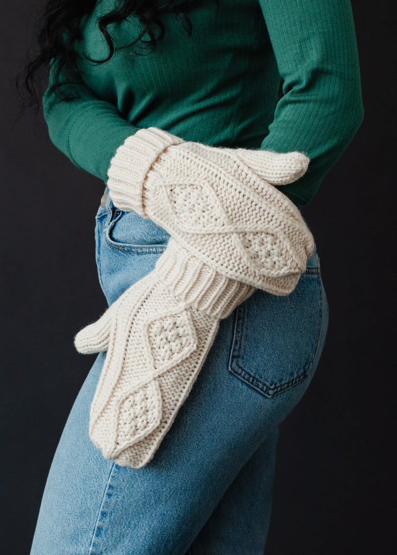 Cable Mittens