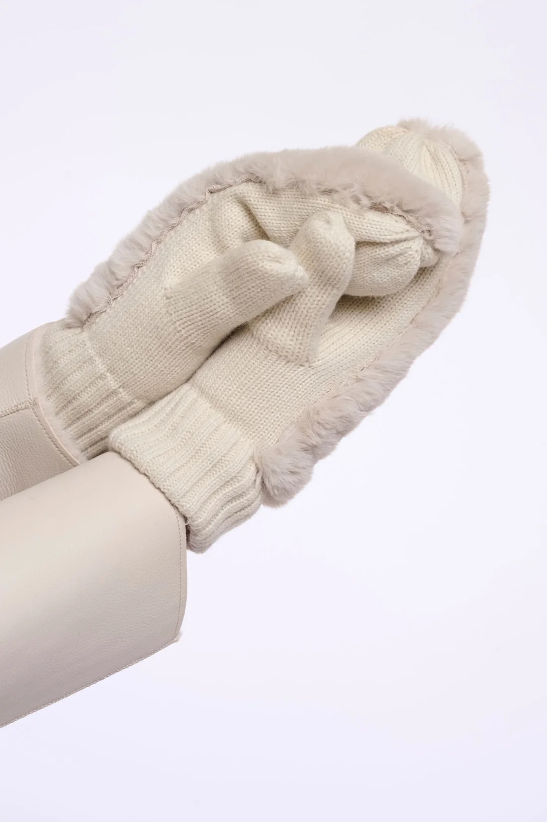 OXO mittens