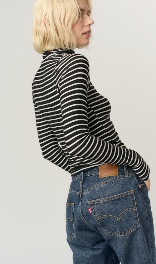 The Lipson Turtleneck