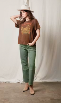 People of Leisure Willie Nelson Tobacco Leaf Tee