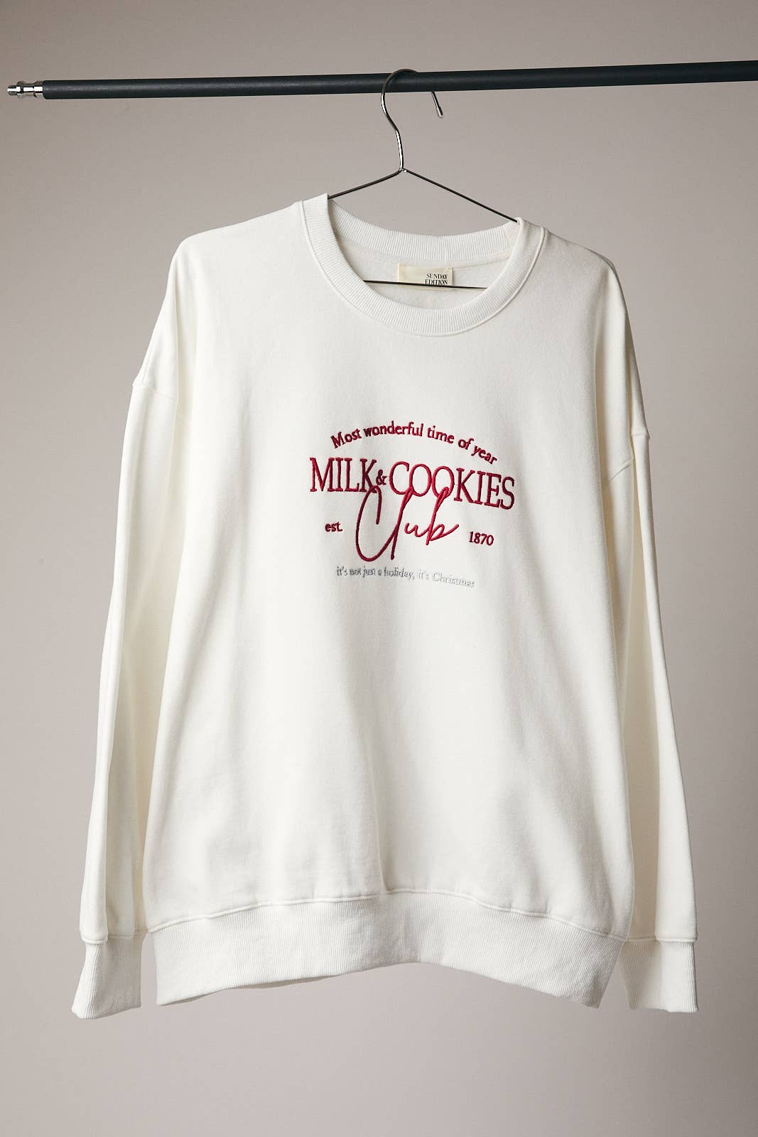 CREW NECK LONG SLEEVE "MILK&COOKIES CLUB" SWEATSHIRT