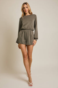 ROUND NECK LONG SLEEVE BACK TIE ROMPER