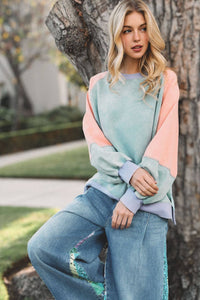 Cloud Pop Pullover