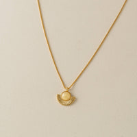 Moonpetal Pendant Necklace | Homaica Stone | Gold-Plated