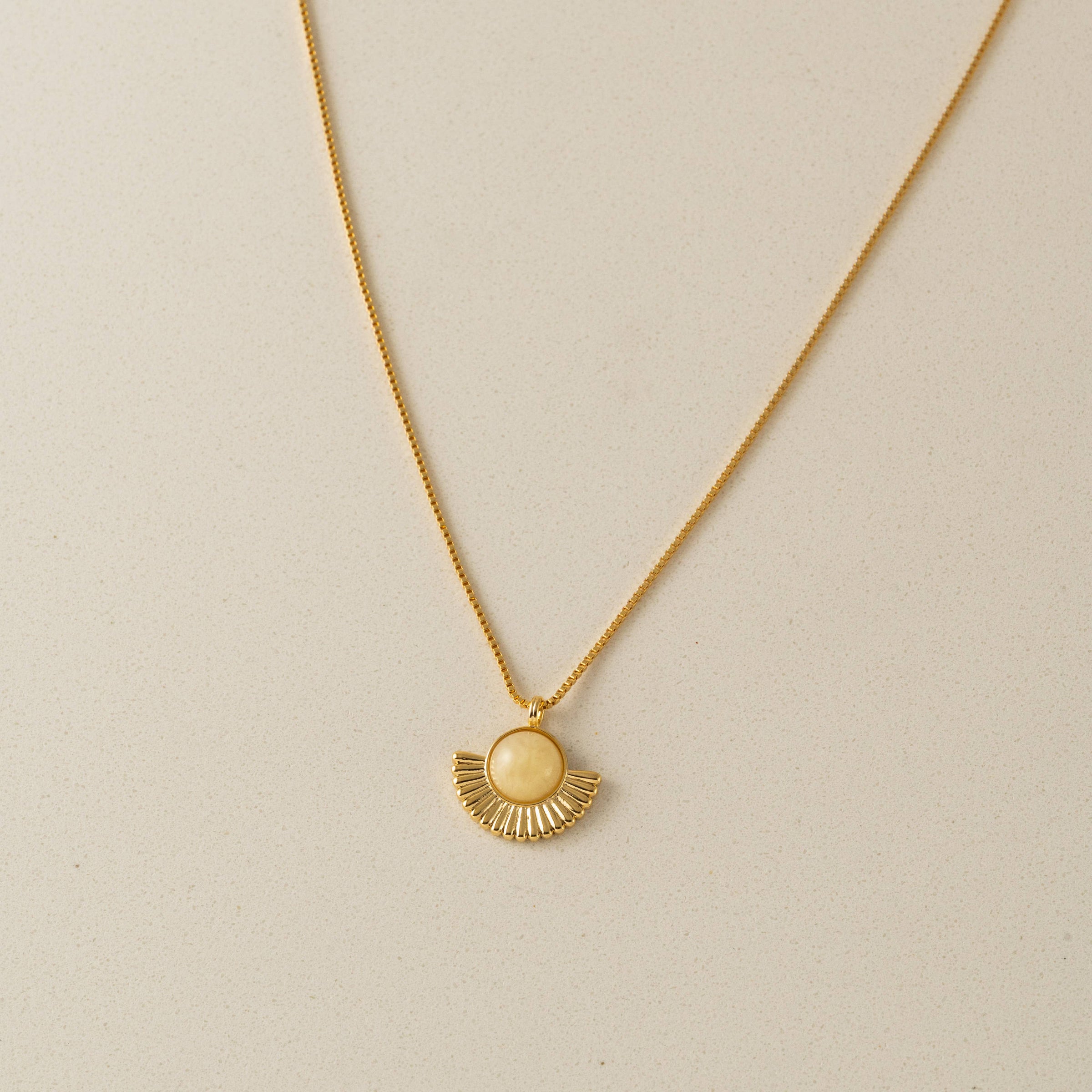 Moonpetal Pendant Necklace | Homaica Stone | Gold-Plated