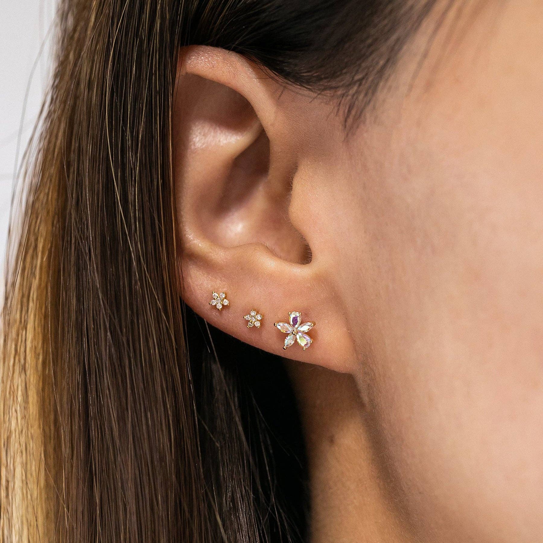 Gardenia Studs