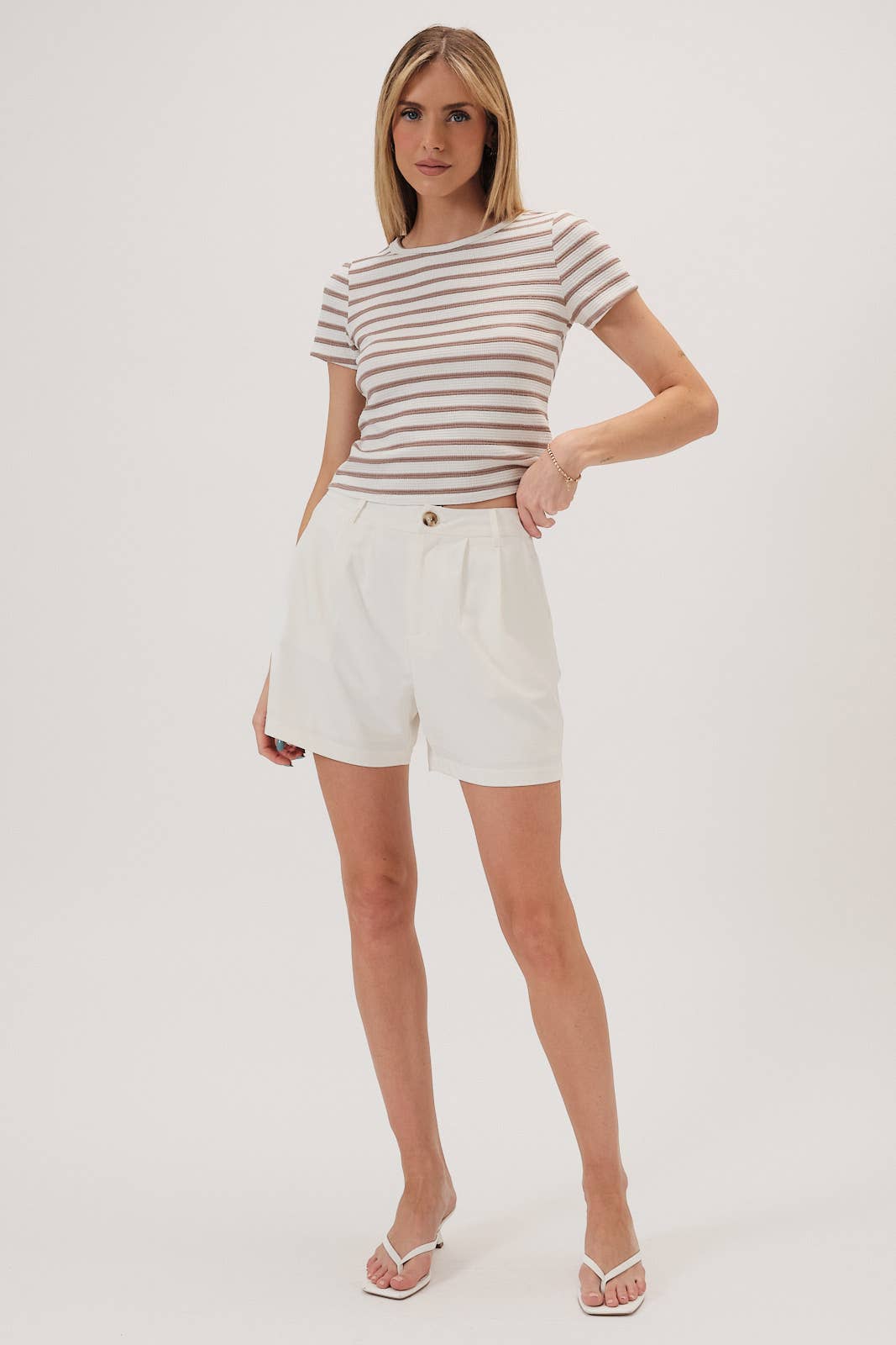 ROUND NECK CROP STRIPE TOP