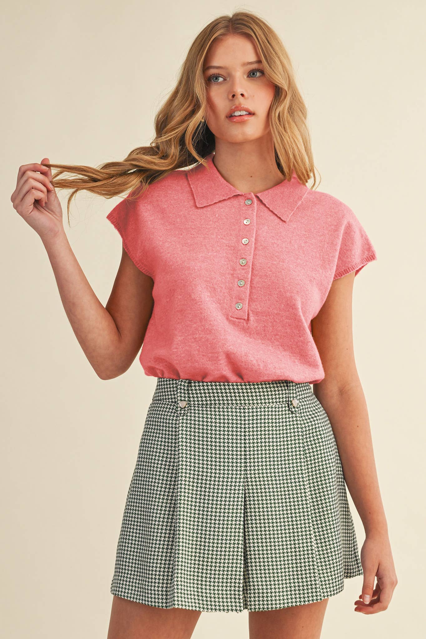 Cap Sleve Collared Sweater Vest