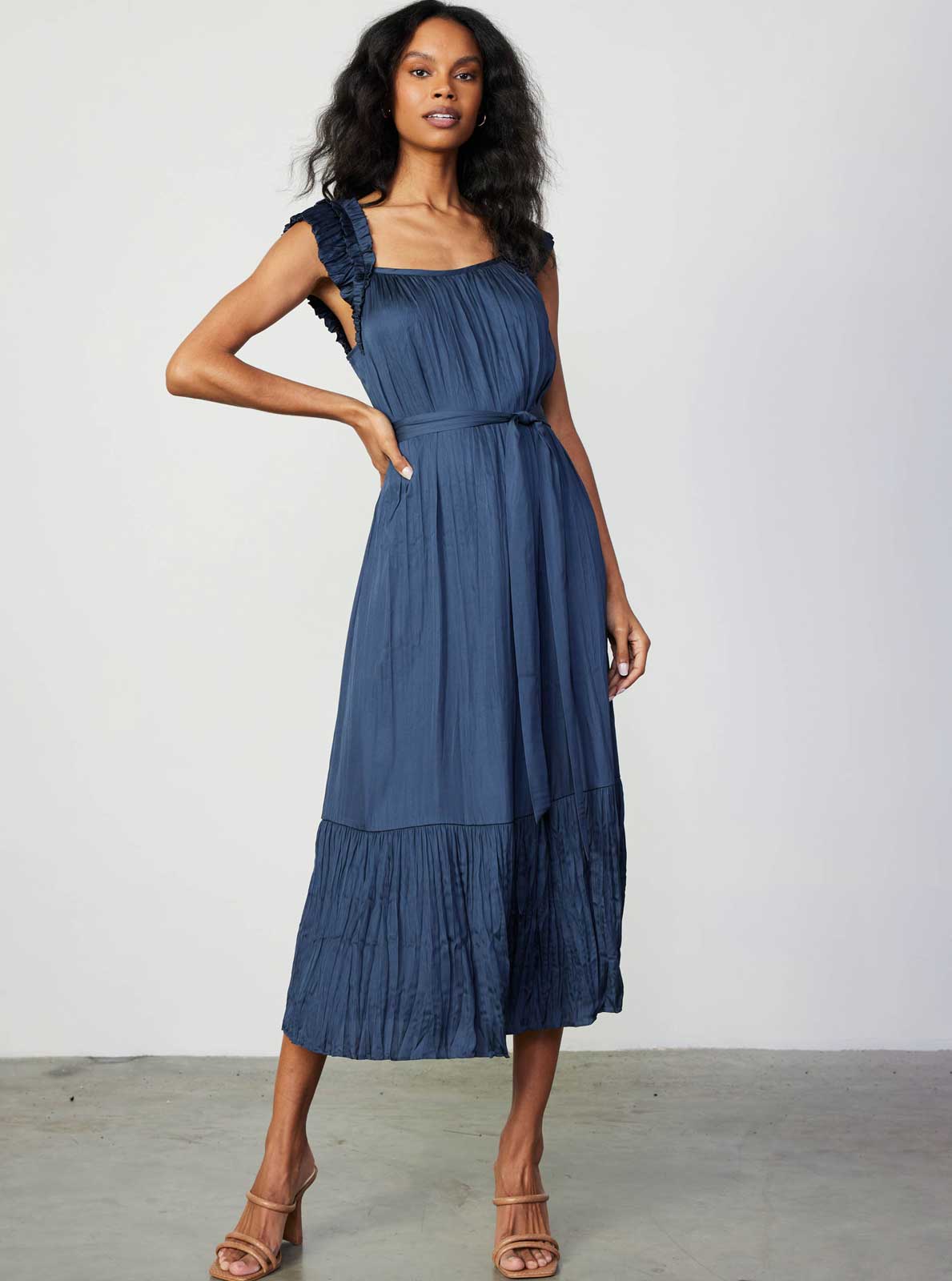 Double-Layer Ruffle Sleeve Crinkle Dress