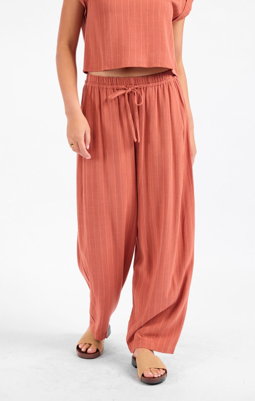 Sadie & Sage Sugarloaf Stripe Pants