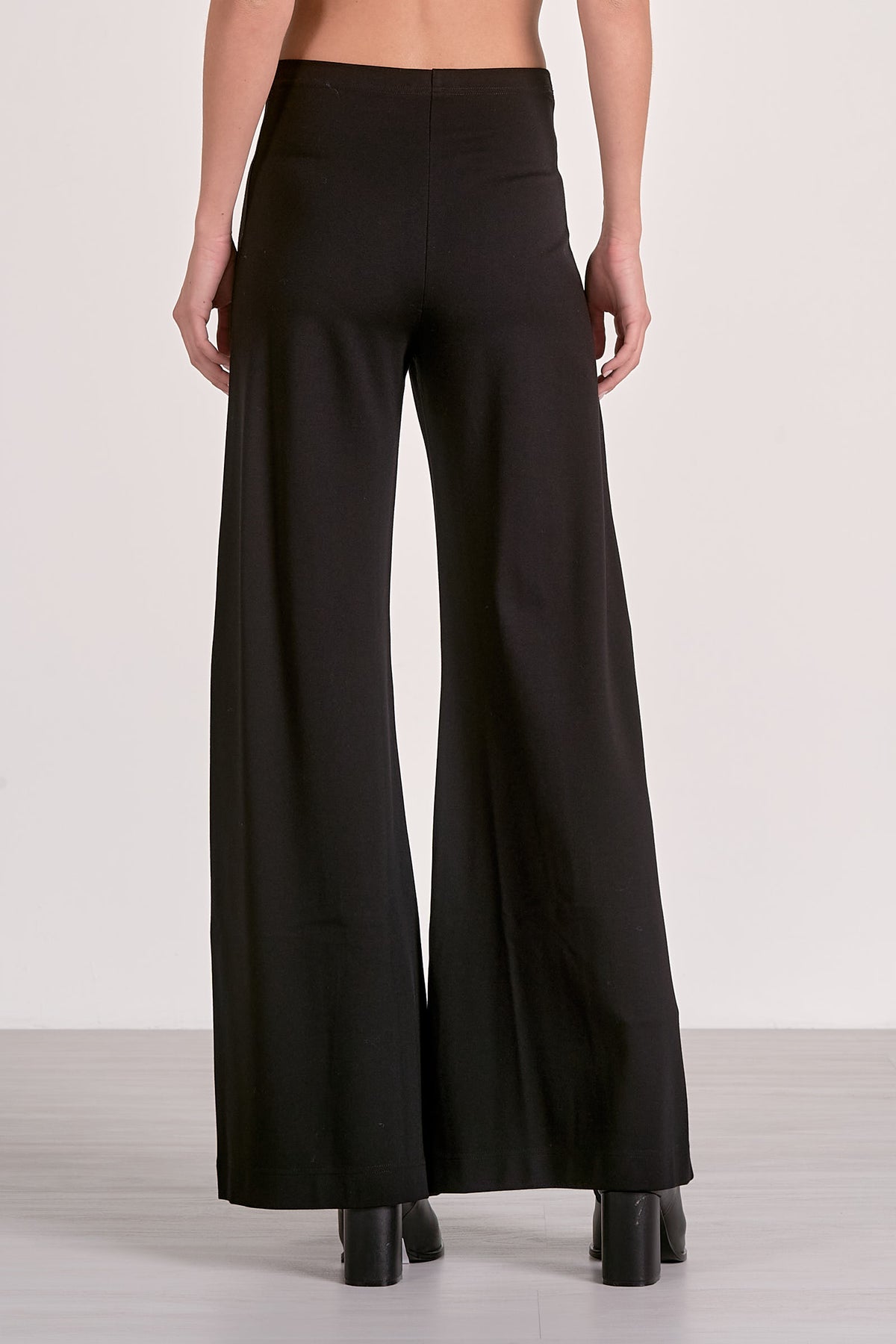 The Everyone Wants This Pant