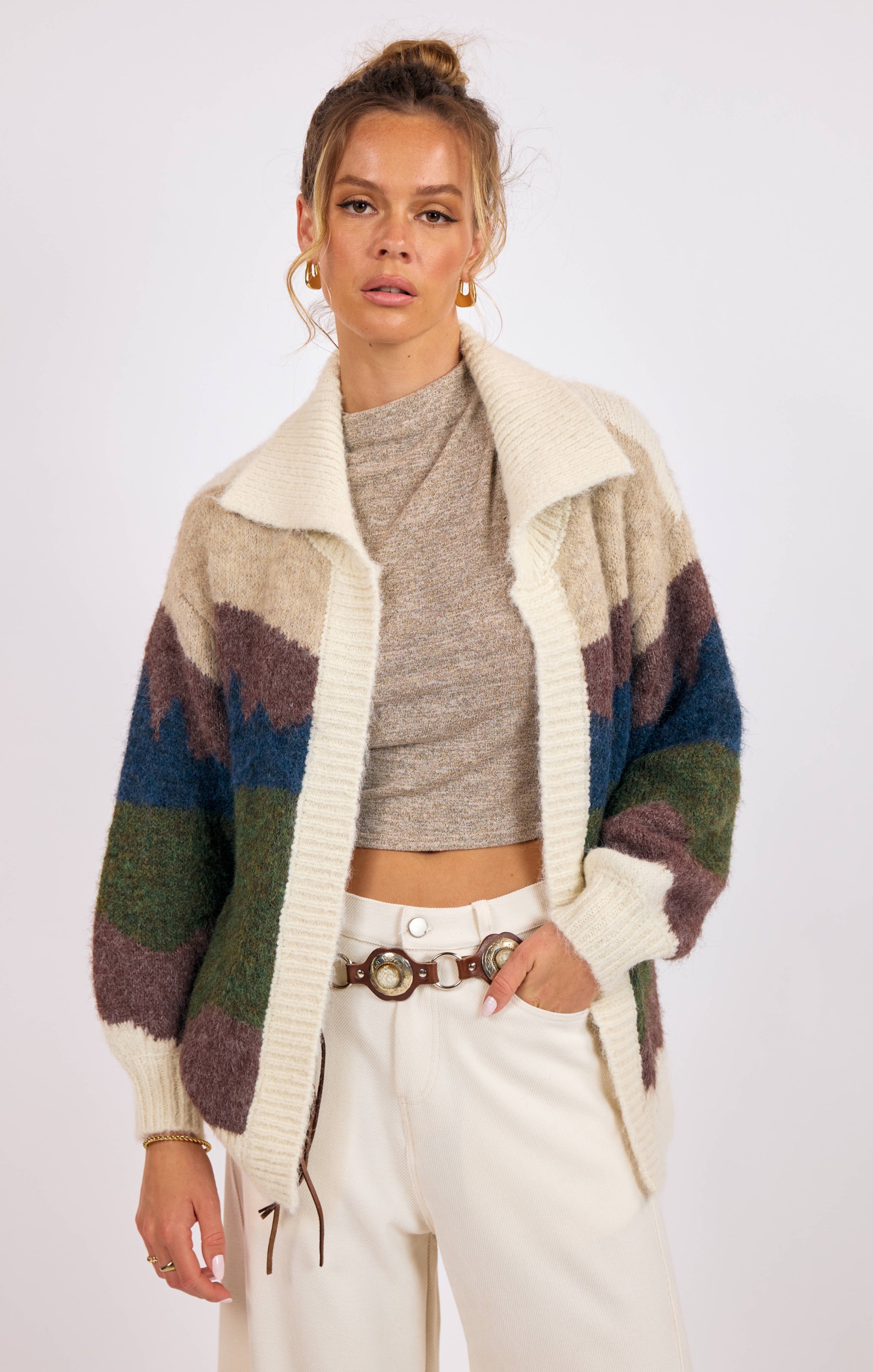 The BIRDIE LANDSCAPE CARDIGAN