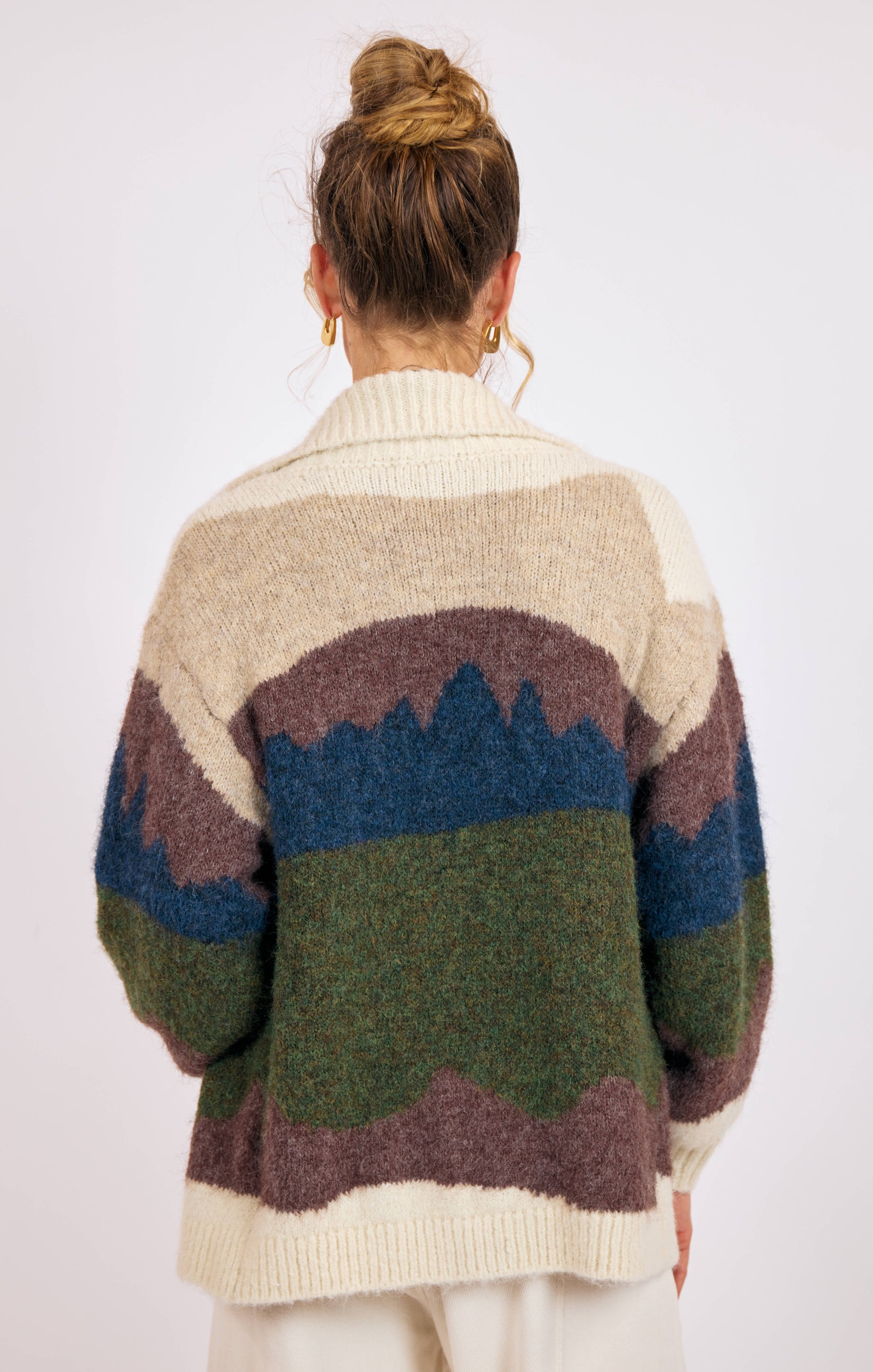 The BIRDIE LANDSCAPE CARDIGAN